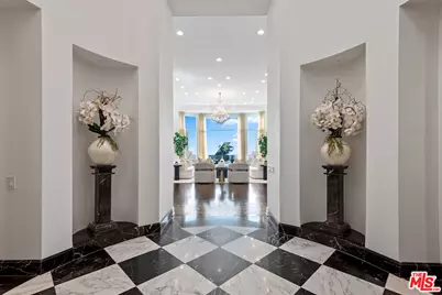 1151 N Hillcrest Rd, Beverly Hills, CA 90210 - Photo 1