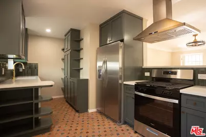 1336 Ocean Park Blvd #A, Santa Monica, CA 90405 - Photo 1