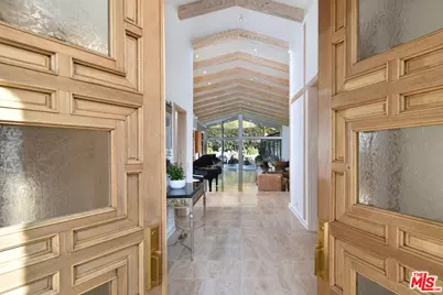 714 N Rexford Dr, Beverly Hills, CA 90210 - Photo 1