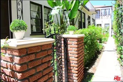 953 19th St #B, Santa Monica, CA 90403 - Photo 1