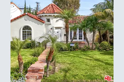 352 S Oakhurst Dr, Beverly Hills, CA 90212 - Photo 1