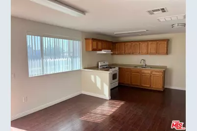 436 N Harvard Blvd #201, Los Angeles, CA 90004 - Photo 1