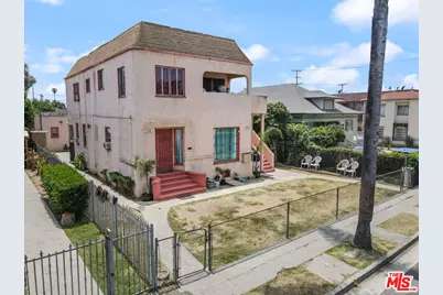1366 W 37th Pl, Los Angeles, CA 90007 - Photo 1