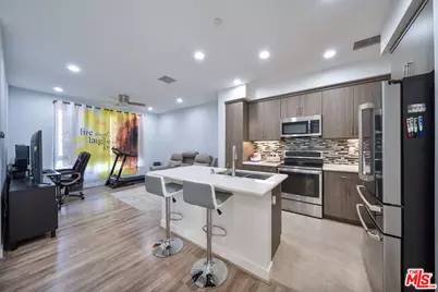 317 Mission Rd, Montebello, CA 90640 - Photo 1