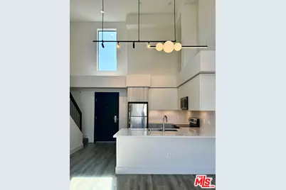 6535 Melrose Ave #411, Los Angeles, CA 90038 - Photo 1