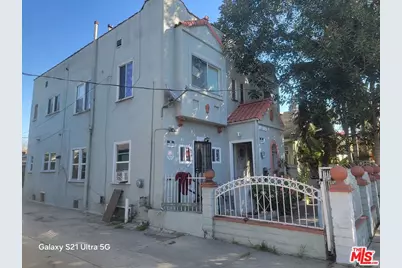 327 W 58th St, Los Angeles, CA 90037 - Photo 1