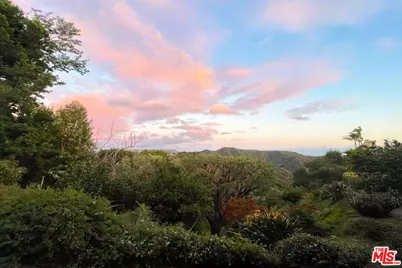 2548 Angelo Dr, Los Angeles, CA 90077 - Photo 1