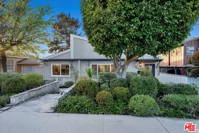 3001 N Valley Dr, Manhattan Beach, CA 90266 - Photo 1