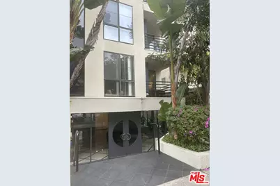 12000 Goshen Ave #103, Los Angeles, CA 90049 - Photo 1