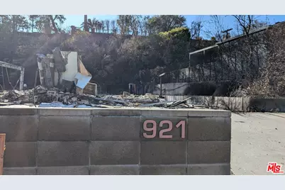 921 Jacon Way, Pacific Palisades, CA 90272 - Photo 1