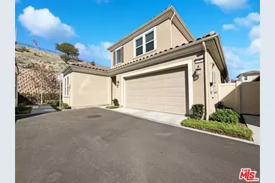 20543 Martingale Pl, Santa Clarita, CA 91350 - Photo 1