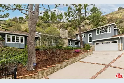 2285 Betty Ln, Beverly Hills, CA 90210 - Photo 1