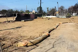 911 Galloway St, Pacific Palisades, CA 90272 - Photo 1