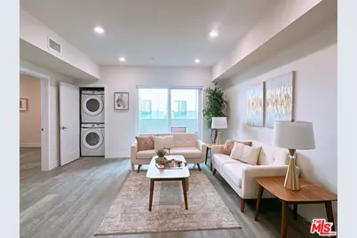 3050 W 11th St #204, Los Angeles, CA 90006 - Photo 1