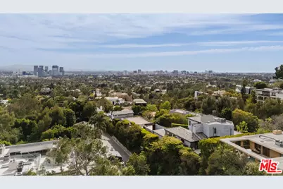 1320 Summitridge Dr, Beverly Hills, CA 90210 - Photo 1