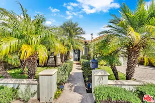 326 N Doheny Dr, Beverly Hills, CA 90211 - Photo 1