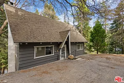 286 S Fairway Dr, Lake Arrowhead, CA 92352 - Photo 1