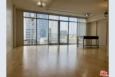 1100 S Hope St #1310, Los Angeles, CA 90015 - Photo 1