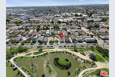 322 E 55th St, Los Angeles, CA 90011 - Photo 1