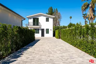 23247 Calvert St, Woodland Hills, CA 91367 - Photo 1