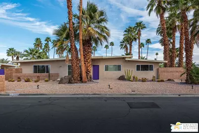 2296 E Desert Palms Dr, Palm Springs, CA 92262 - Photo 1