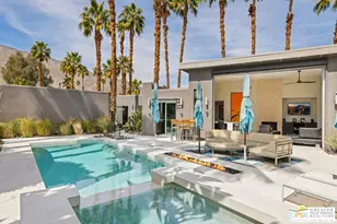 658 Dunes Ct, Palm Springs, CA 92264 - Photo 1