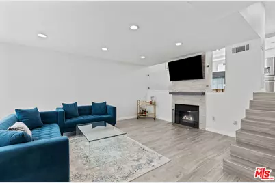 14500 Van Nuys Blvd #46, Panorama City, CA 91402 - Photo 1