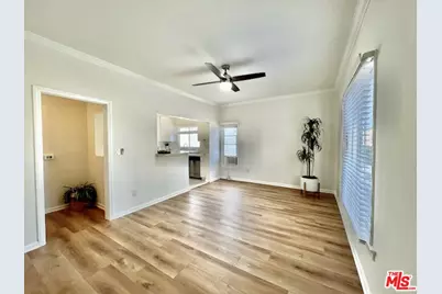 6081 Pickford Pl #2D, Los Angeles, CA 90035 - Photo 1