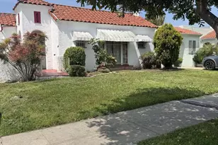 3039 S Norton Ave, Los Angeles, CA 90018 - Photo 1