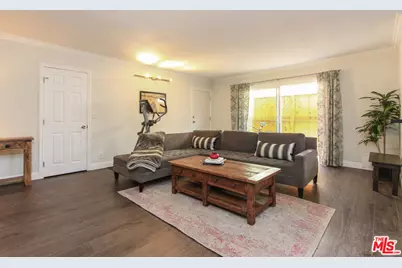 844 7th St #2, Santa Monica, CA 90403 - Photo 1