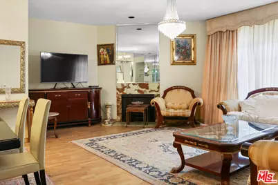 1064 S Shenandoah St #301, Los Angeles, CA 90035 - Photo 1