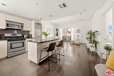 1700 Sawtelle Blvd #Ph24, Los Angeles, CA 90025 - Photo 1