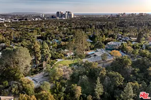 1005 N Alpine Dr, Beverly Hills, CA 90210 - Photo 1
