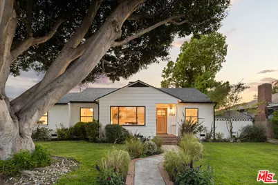 7919 Kenyon Ave, Los Angeles, CA 90045 - Photo 1