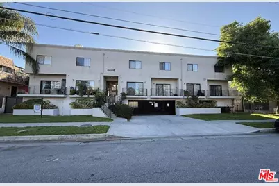 6606 Hazeltine Ave, Van Nuys, CA 91405 - Photo 1