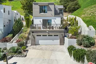 4969 Llano Dr, Woodland Hills, CA 91364 - Photo 1