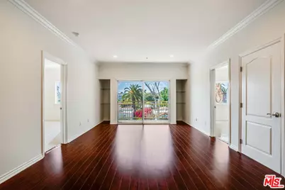3328 Oakhurst Ave #206, Los Angeles, CA 90034 - Photo 1