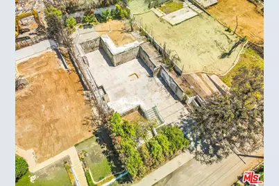 14635 Whitfield Ave, Pacific Palisades, CA 90272 - Photo 1