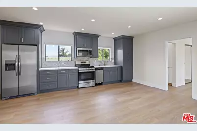 2001 Penmar Ave #14, Venice, CA 90291 - Photo 1