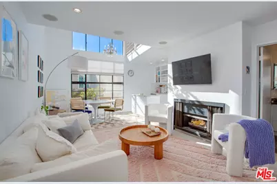 11645 Montana Ave #311, Los Angeles, CA 90049 - Photo 1