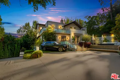 7801 Hillside Ave, Los Angeles, CA 90046 - Photo 1