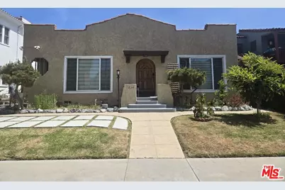 1232 Meadowbrook Ave, Los Angeles, CA 90019 - Photo 1