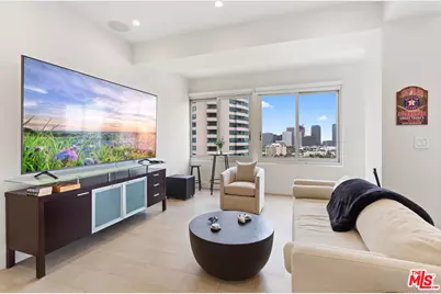 10501 Wilshire Blvd #1605, Los Angeles, CA 90024 - Photo 1