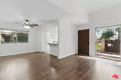 8333 Columbus Ave #25, North Hills, CA 91343 - Photo 1