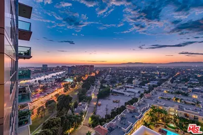13700 Marina Pointe Dr #1606, Marina del Rey, CA 90292 - Photo 1