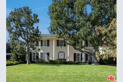 625 N Sierra Dr, Beverly Hills, CA 90210 - Photo 1