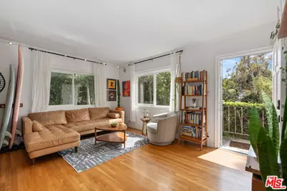 717 Raymond Ave #4, Santa Monica, CA 90405 - Photo 1