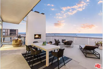 4 Quarterdeck St #301, Marina del Rey, CA 90292 - Photo 1