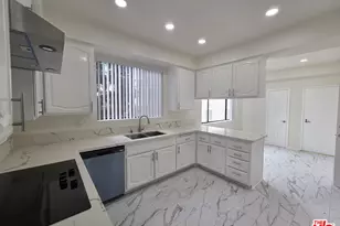 126 N Croft Ave, Los Angeles, CA 90048 - Photo 1