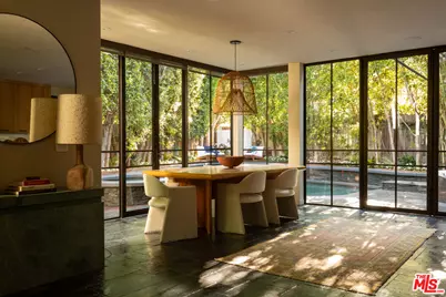 941 Princeton Dr, Marina del Rey, CA 90292 - Photo 1